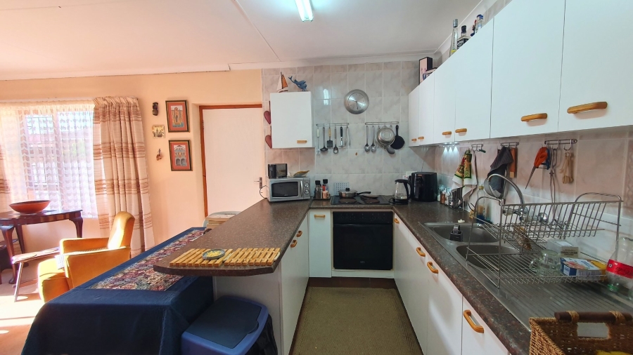 3 Bedroom Property for Sale in Heiderand Western Cape